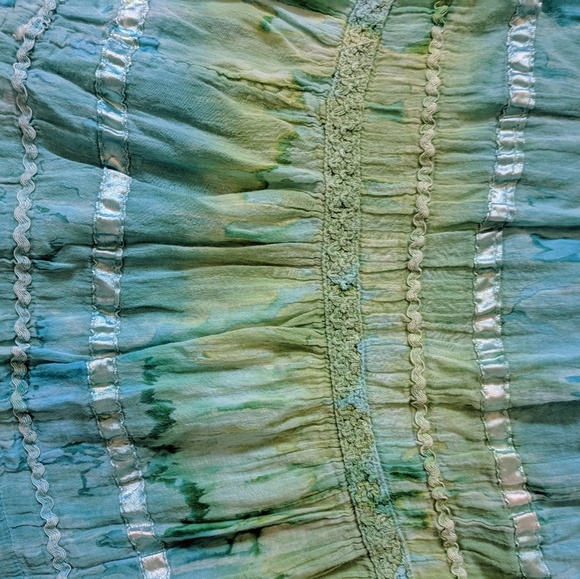 La Mode Hindu Multi Colored Skirt One Size - Picture 4 of 4